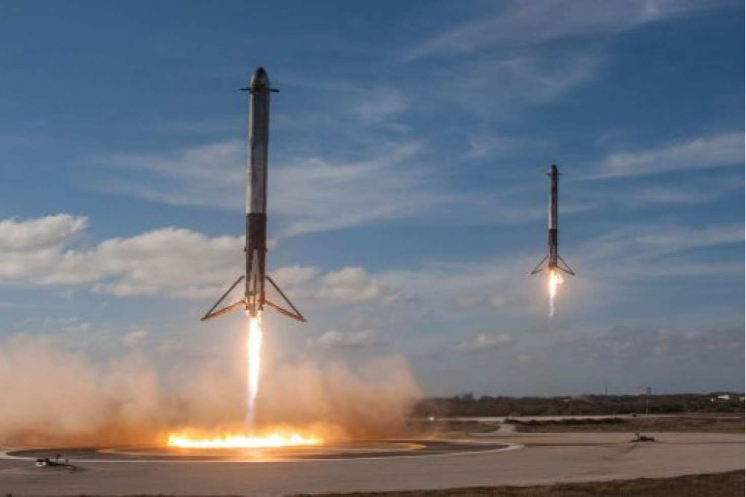 Successful Falcon Heavy Test Flight: “Starman” Reaches Orbit, 2/3 Rocket Cores Recovered – Falcon Heavy Demo Flight