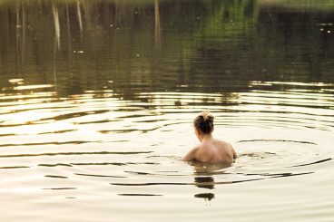 Aquatic Therapy: Can Swimming Help Fibromyalgia?