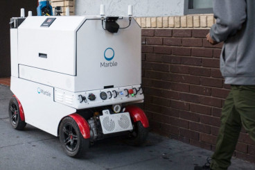 SF sidewalk delivery robot ban advances toward approval