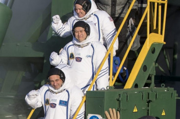 Soyuz Rocket Braves Freezing Temperatures, Sends Next Space Station Crew to Orbit
