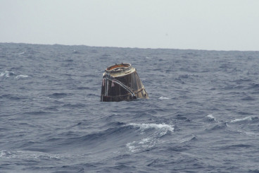 SpaceX Dragon Cargo Craft Splashes Down in Pacific Ocean