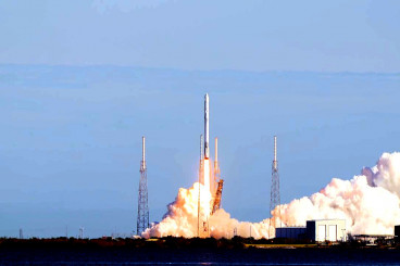 SpaceX gelingt Start recycelter Raumkapsel und Raketenstufe