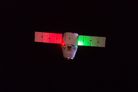 Dragon Spacecraft`s Historic Second Return to Earth: How to...