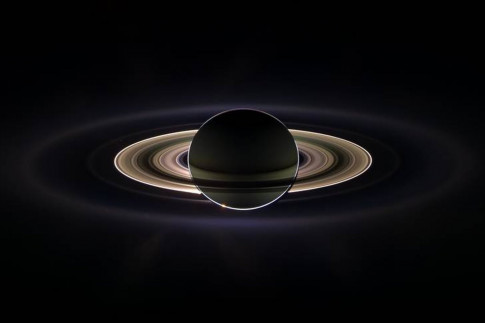 Happy Anniversary, Cassini! NASA Probe Marks 13 Years at Saturn