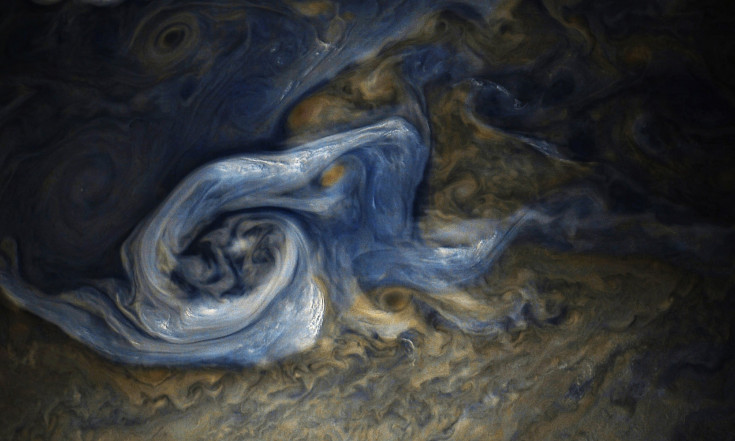 A Van Gogh Jupiter: Planet`s Clouds Swirl Like a Painting