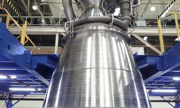 Blue Origin`s BE-4 Engine Completes First Hot-Fire Test