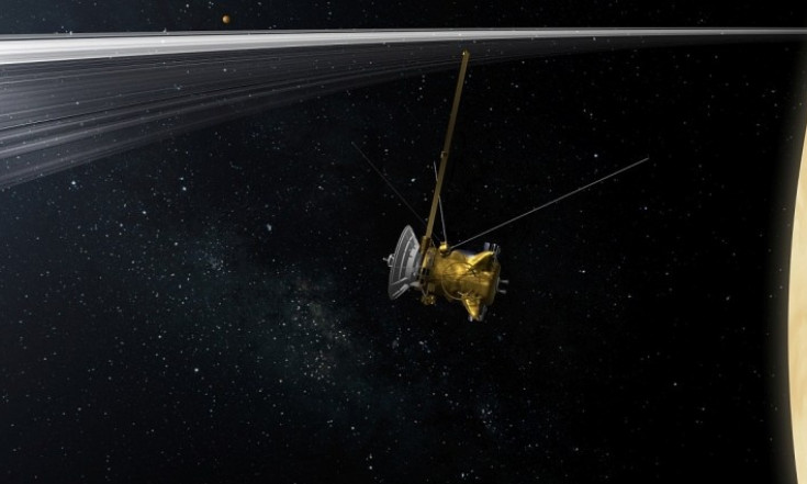 Cassini erkundet Saturnringe - Die große Leere am Saturn
