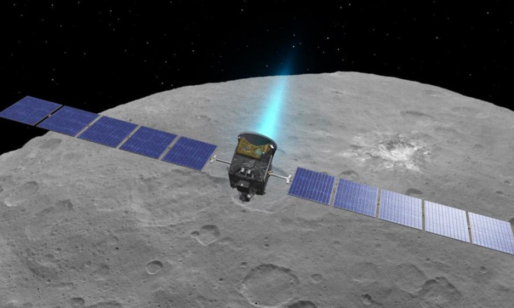 Dawn to fly closer to Ceres than ever in mission`s final phase - SpaceNews.com