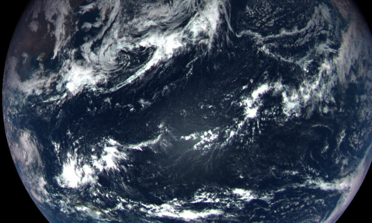 Earth Shines in Flyby Photo Snapped by NASA Asteroid Probe