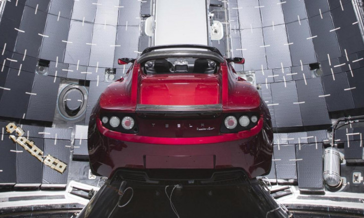 Falcon Heavy: Warum der Tesla in der Rakete modifiziert werden musste - WELT