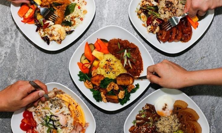 Fete Up is a new Central eatery that offers punters healthy, nutritionally balanced meals designed by their in-house Chef- build your own Fete Box by choosing from their menu section including carbs, proteins, hot & cold vege and garnish 