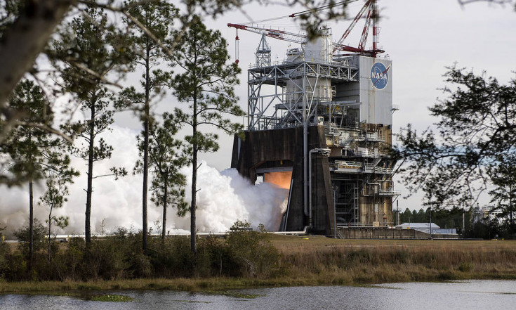 Moon Rocket Thrust! NASA Tests Powerful Engine with 3D-Printed Part