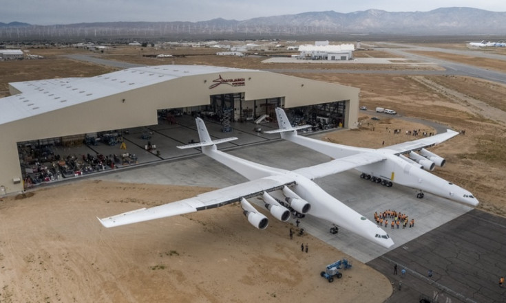 NASA agreement sign of Stratolaunch engine development program - SpaceNews.com