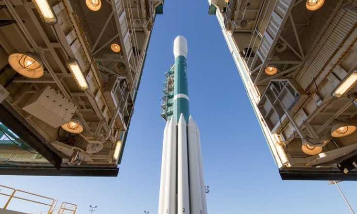 Nighttime Delta II Launch Attempt Halted by Technical Issue & Fouled Range