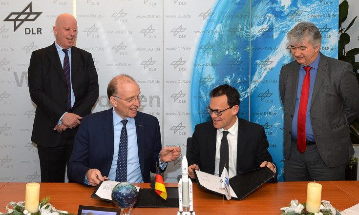 OHB und Arianespace einig: Heinrich Hertz wird mit Ariane 5 starten