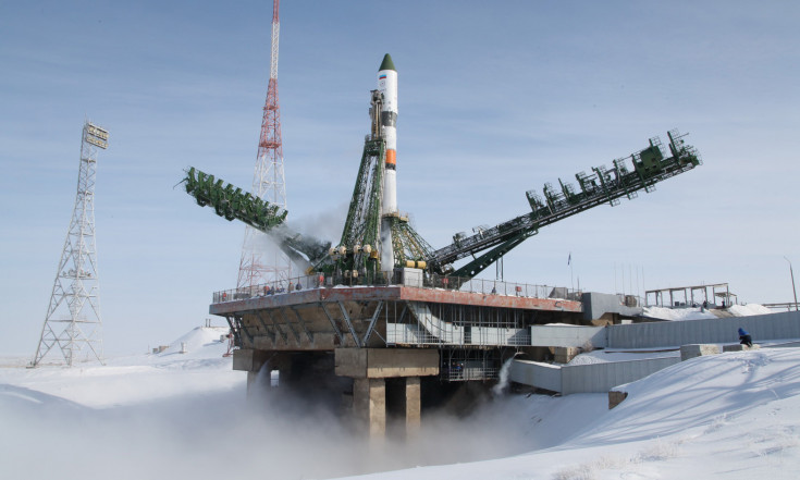 Photos: Soyuz Rockets Skyward in the Dead of Winter with Progress Cargo Spacecraft – Progress MS-08 | Spaceflight101