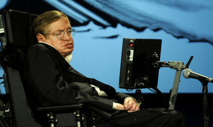 Stephen Hawking Warns: Humanity May Have Less Than 600 Years to Leave Earth