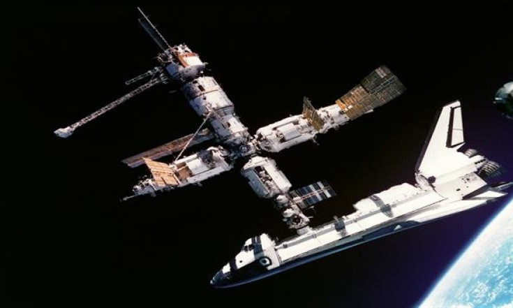 U.S. space shuttle docks with Russian space station - Jun 29,...