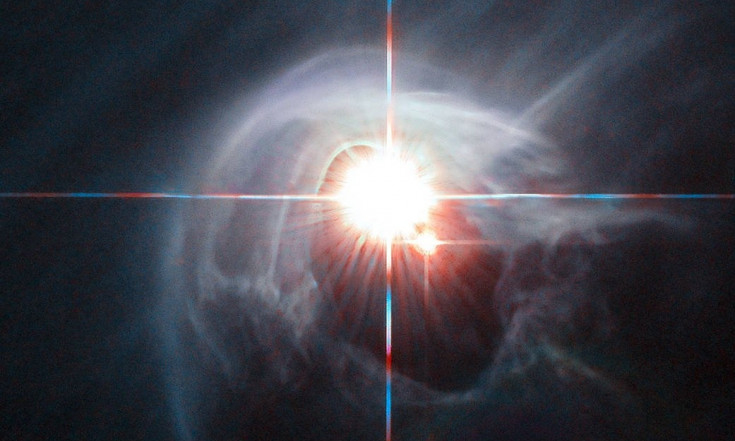 @werabot: Hubble View: Smoke Ring for a Halo...
