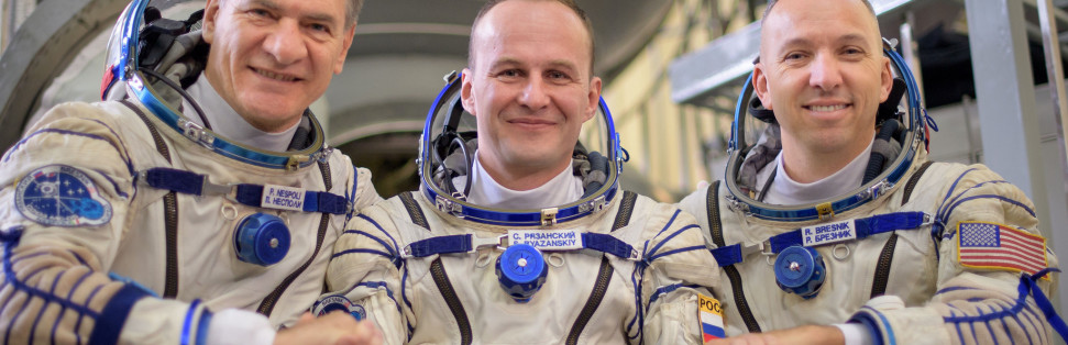 Crew Set to Say Goodbye and Close Soyuz Spacecraft Hatch